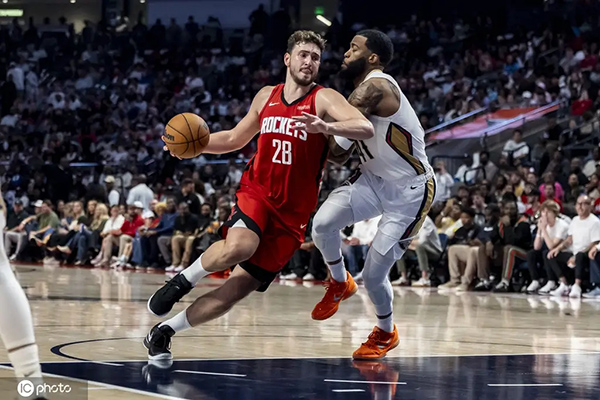 NBA季前赛综述：火箭<a href=/lanqiugengduo/spurs/ target=_blank class=infotextkey>马刺</a><a href=/lanqiugengduo/magic/ target=_blank class=infotextkey>魔术</a>领跑 新趋势与球队百态