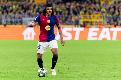 德科：曼城询价孔德？<a href=/zuqiugengduo/barcelona/ target=_blank class=infotextkey>巴萨</a>秒回“非卖品”