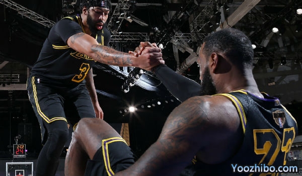 <a href=/lanqiugengduo/lakers/ target=_blank class=infotextkey>湖人</a>再胜<a href=/lanqiugengduo/heat/ target=_blank class=infotextkey>热火</a>大比分2-0领先