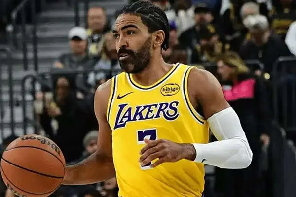 东契奇31分难救主 湖人季前赛1胜5负收官遭国王绝杀