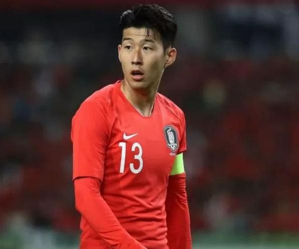 <a href=/qiuxinggengduo/zuqiugengduo/133.html target=_blank class=infotextkey>孙兴慜</a>是韩国队的队长也是亚洲一哥